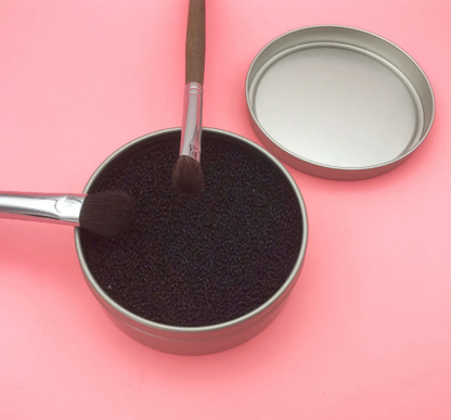 Quick-Clean Makeup Brush Sponge